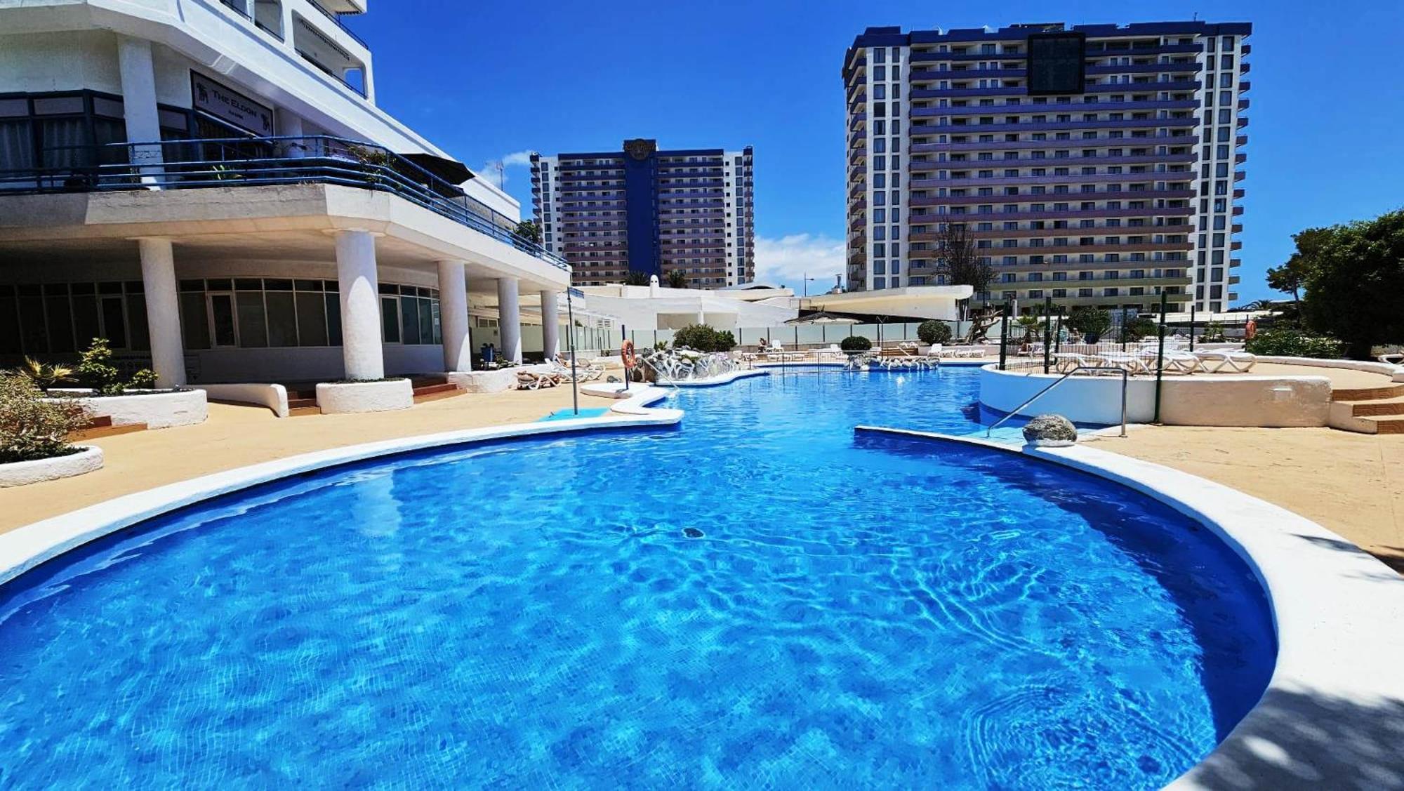 Blue Bay Paradise - Beach Front Apartment With Sea View Playa Paraiso  Exteriér fotografie